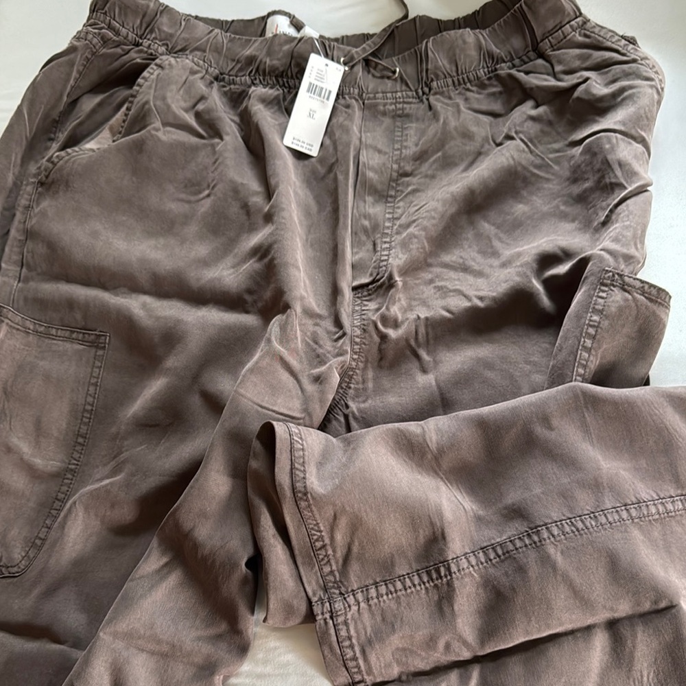 Women’s Brown Pants